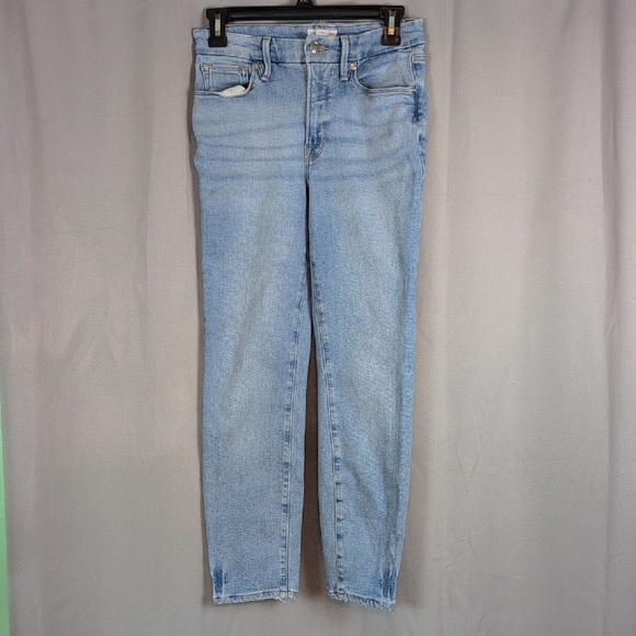 Good American Light Blue Ankle Jeans - Picture 1 of 6
